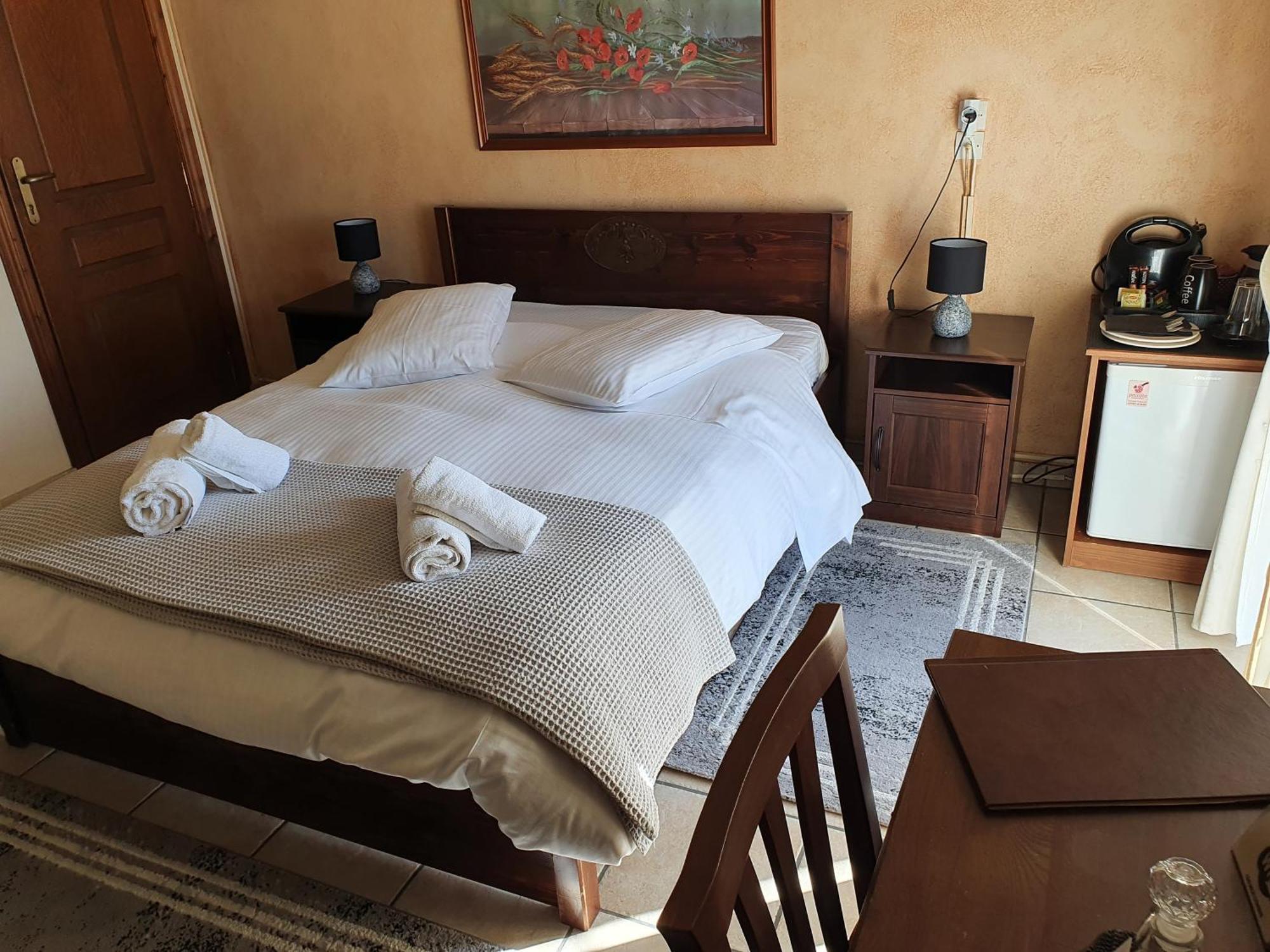 Semeli Guesthouse Карпенисион Экстерьер фото