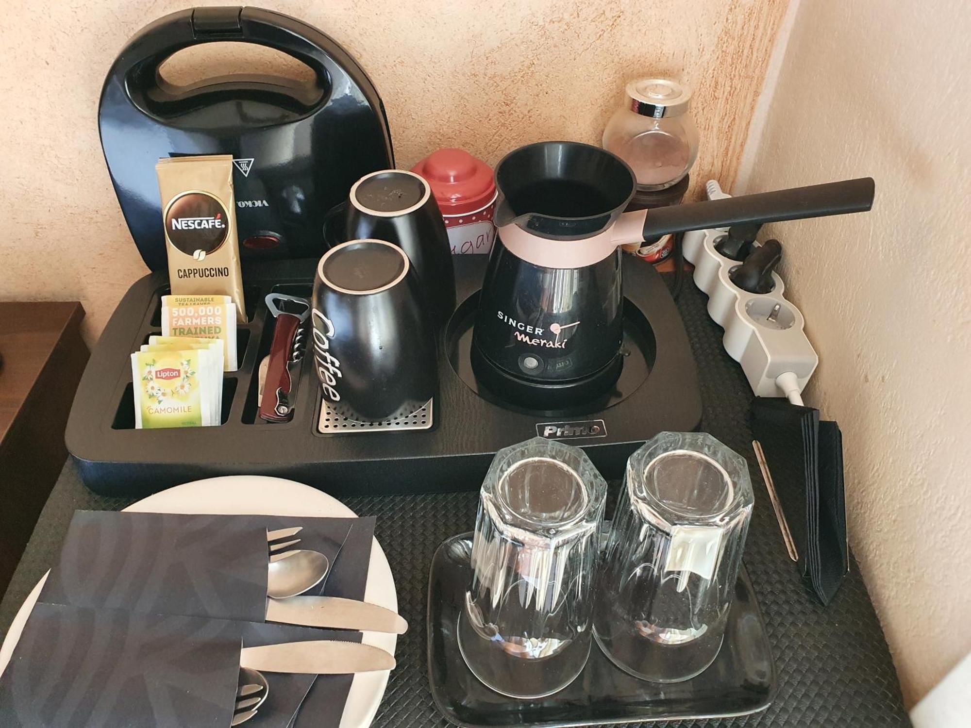 Semeli Guesthouse Карпенисион Экстерьер фото