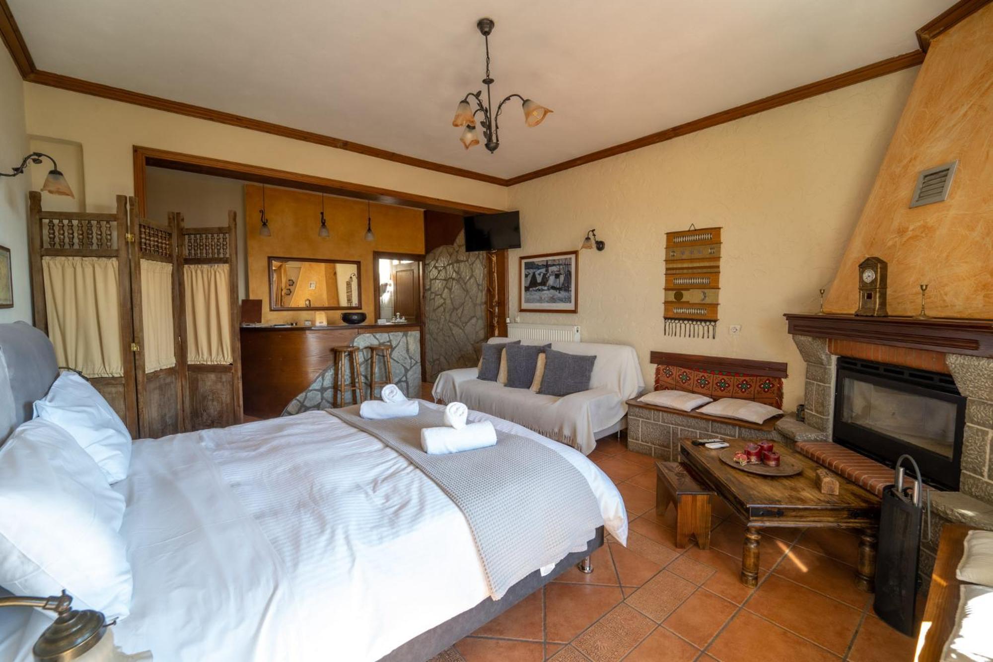 Semeli Guesthouse Карпенисион Экстерьер фото