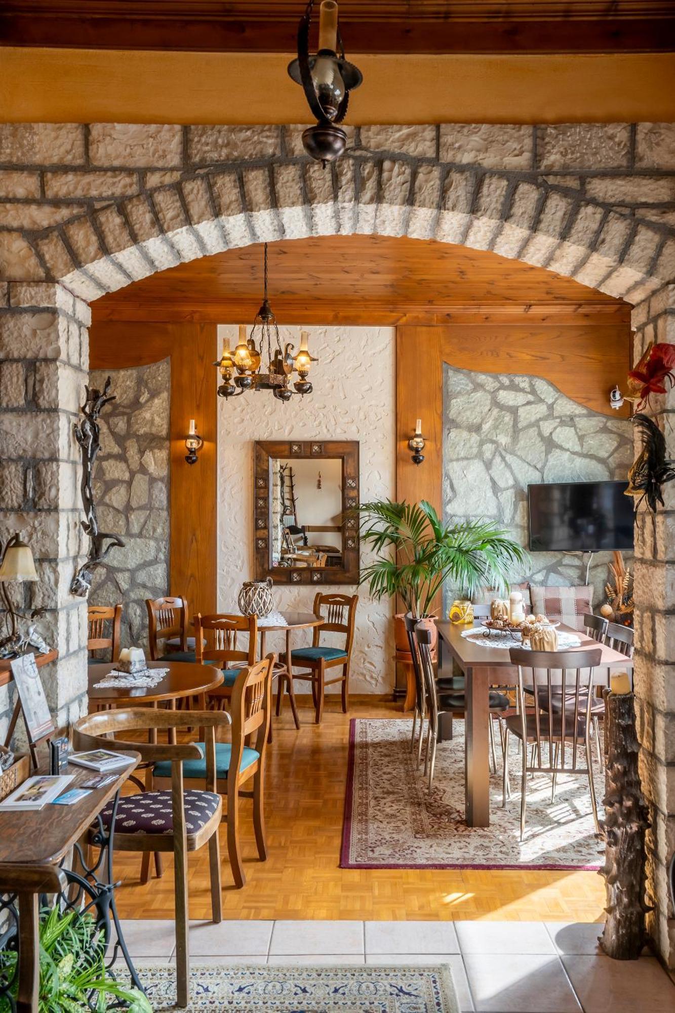 Semeli Guesthouse Карпенисион Экстерьер фото